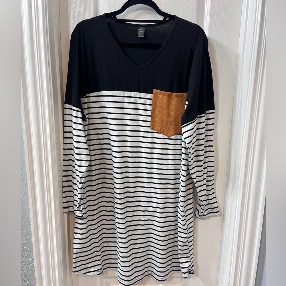 Elbow patch tunic - Picture 2 of 3